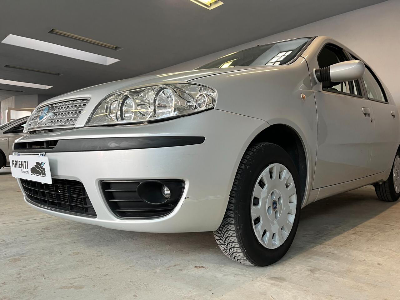 Fiat Punto 1.2cc BENZ 60cv - OK NEOPAT. - 5 PORTE