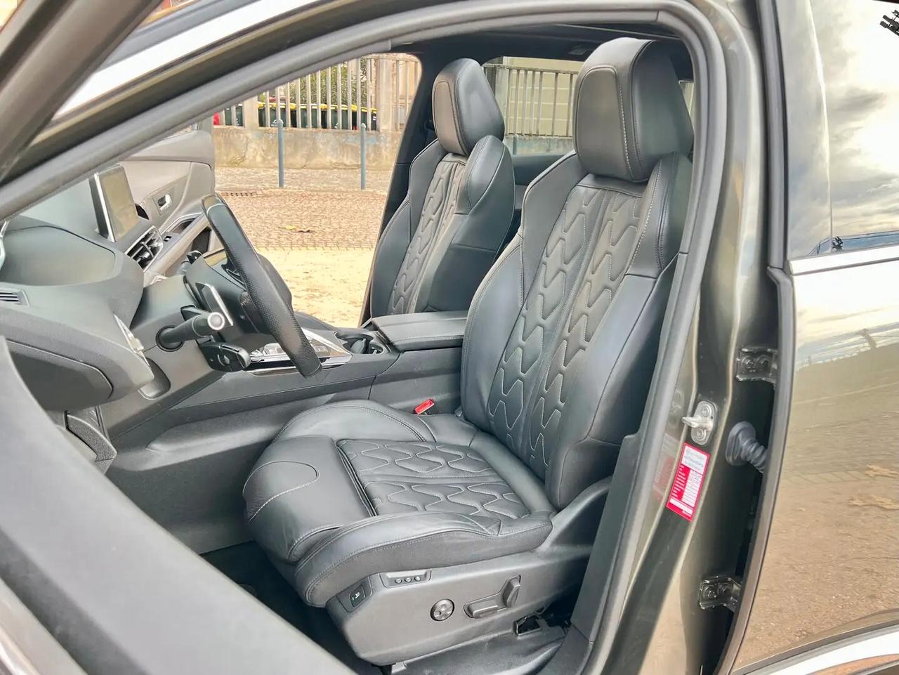 Peugeot 3008 BlueHDi 180 S&S EAT8 GT