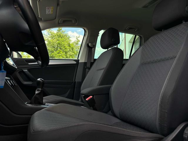 VOLKSWAGEN Tiguan 1.6 TDI SCR R-LINE