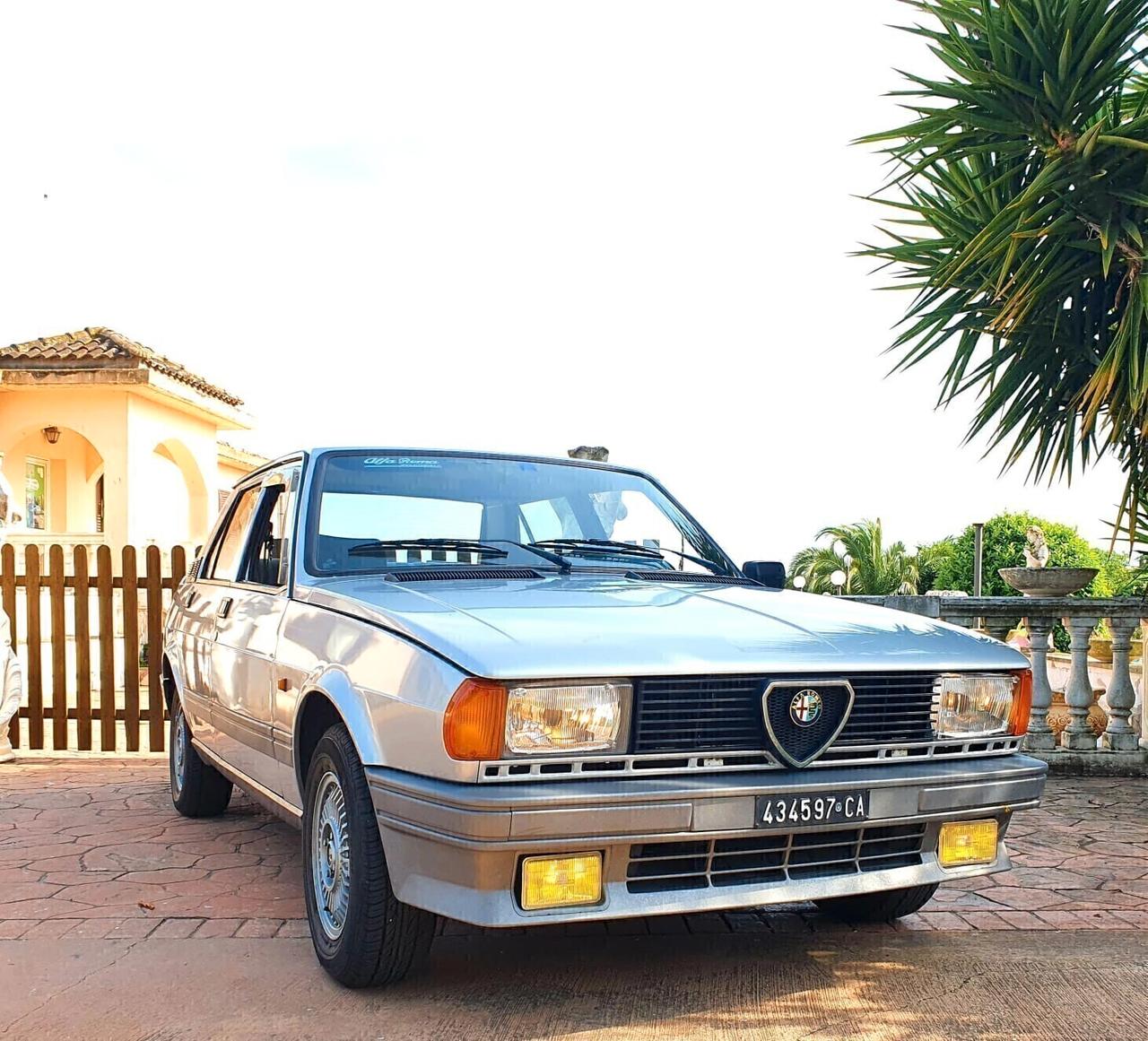 Alfa Romeo Giulietta 1.6 ultima serie targhe originali CRS ASI