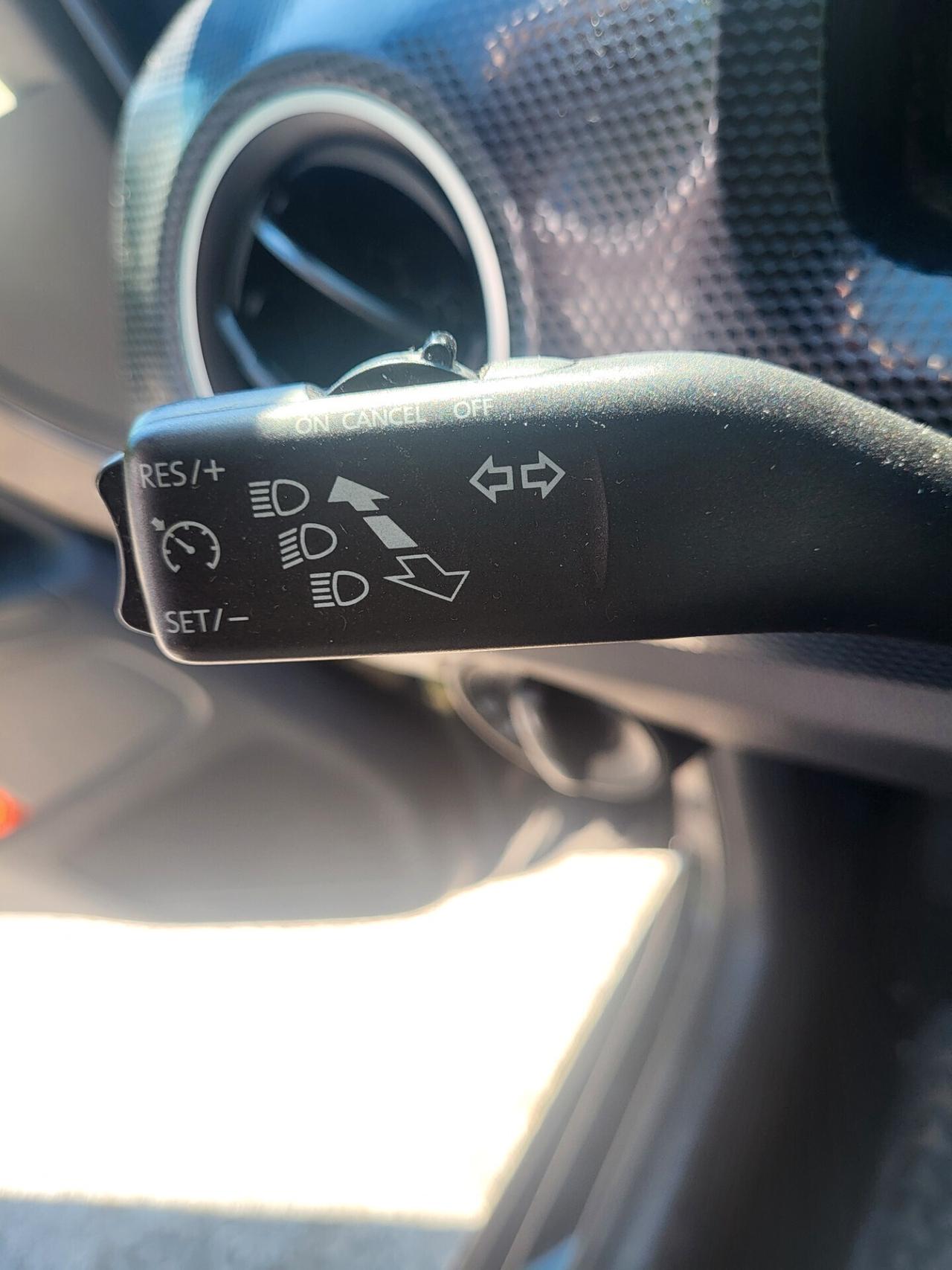 VOLKSWAGEN UP! ECO METANO-BOLLO 35 EURO-2 REVISIONI