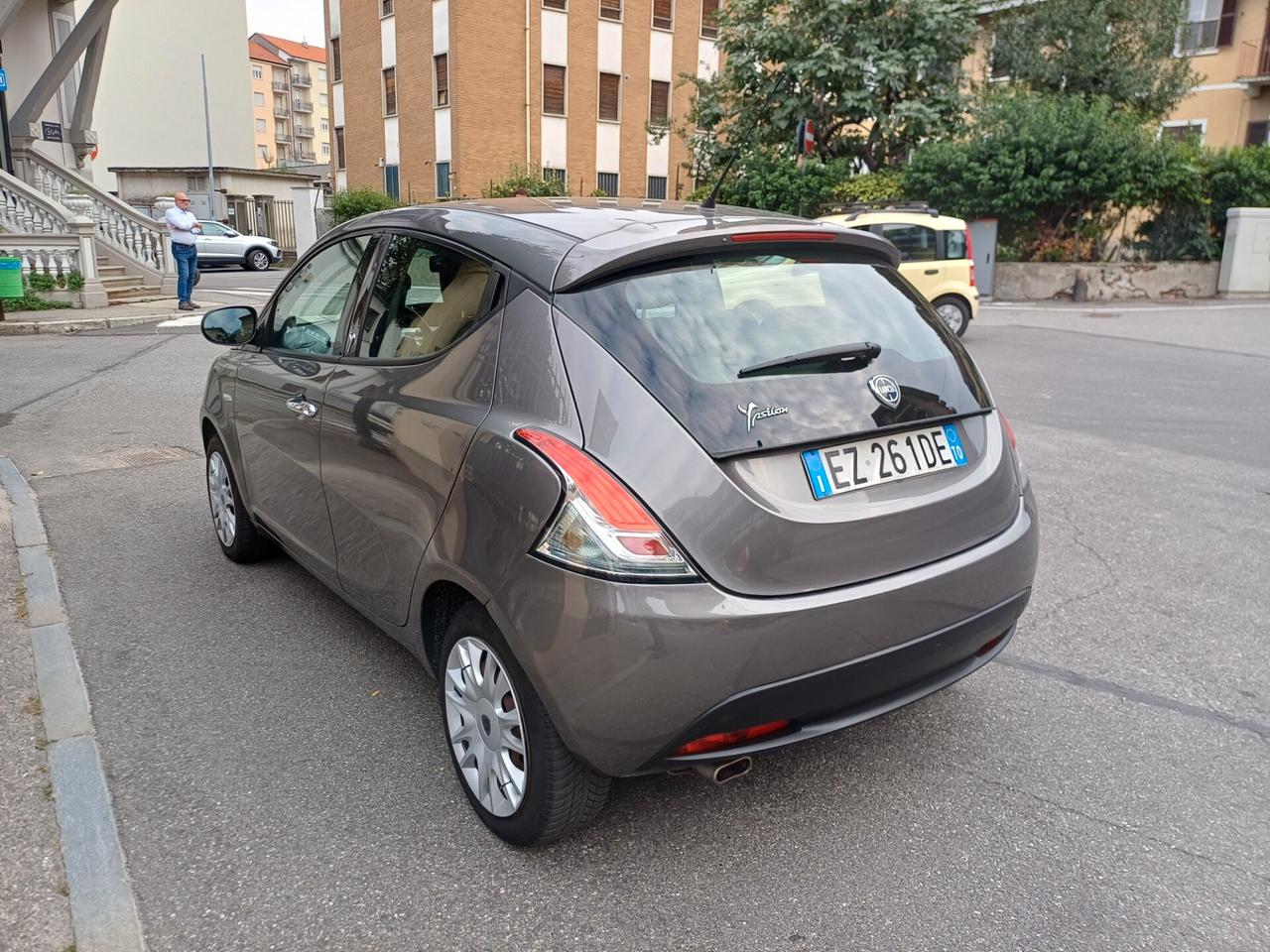 Lancia Ypsilon 1.2 PER NEOPATENTATI