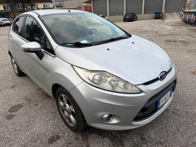 FORD Fiesta 1.4 5p BENZINA/GPL senza nessun lavoro da fare