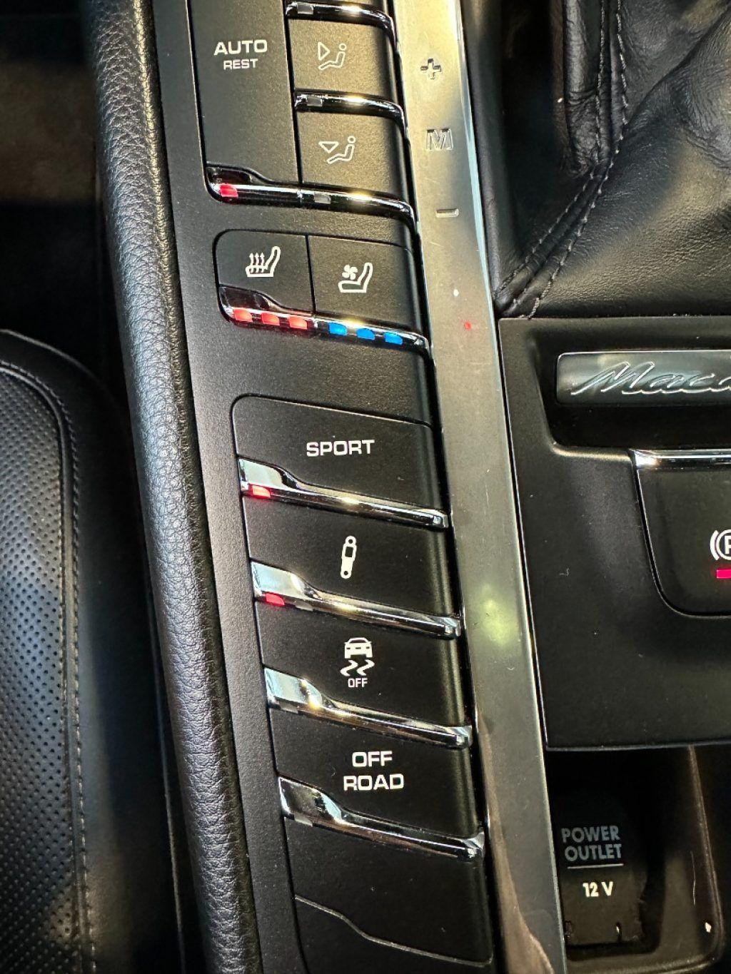 Porsche Macan 2.0 PDK - 21" - Tetto - Sedili Vent - PASM - FULL