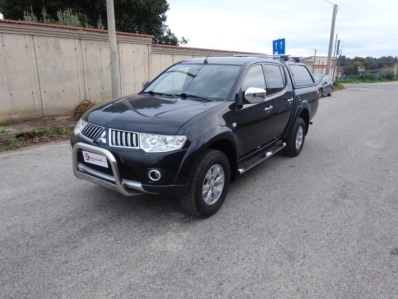 Mitsubishi L 200 PK CASSONATO