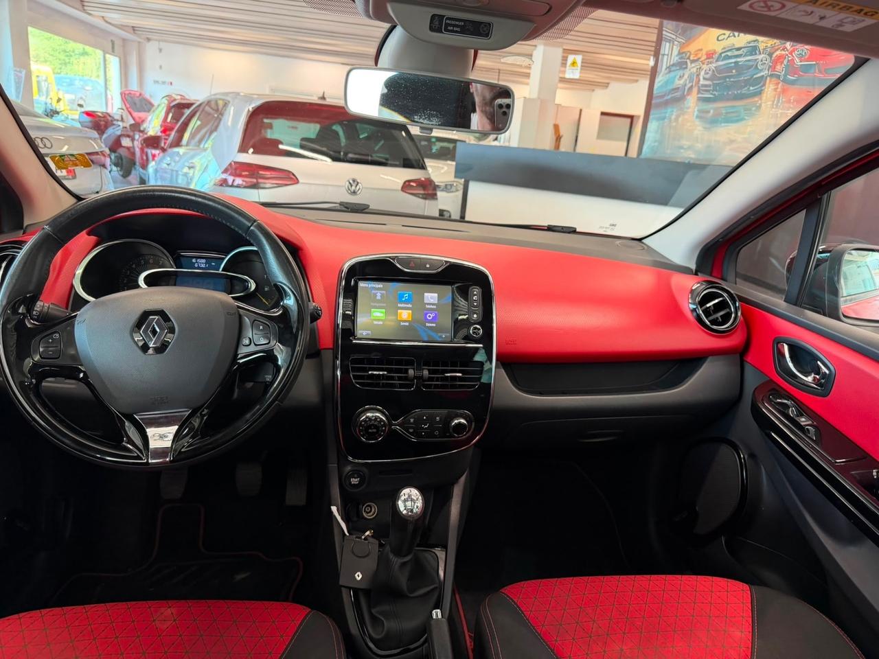 Renault Clio FULL OPTIONAL TETTO PANORAMICO 6690€