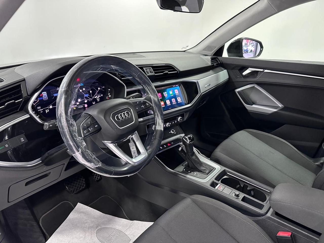 Audi Q3 35 TDI S tronic line -GARANTITA-2020