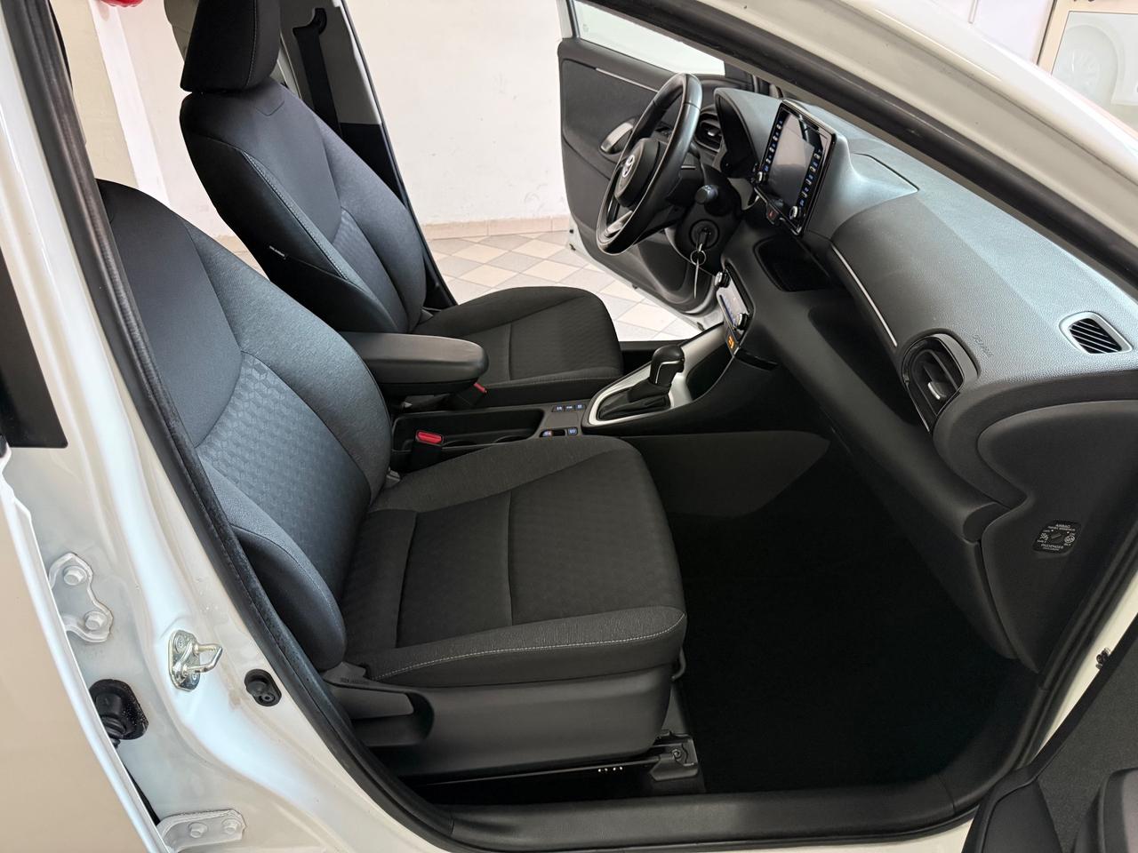 Toyota Yaris 1.5 Hybrid 5 porte Active aziendale