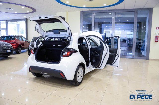 TOYOTA Yaris 1.5 Hybrid 5 porte Active