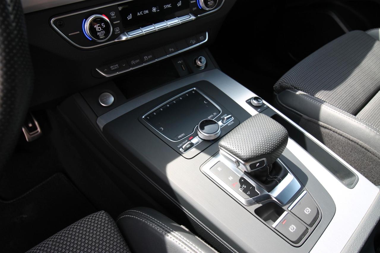 Audi Q5 40 TDI S tronic line plus | 2019