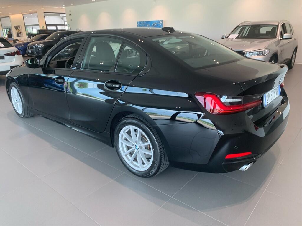 BMW Serie 3 Berlina 318 d Mild Hybrid 48V Steptronic
