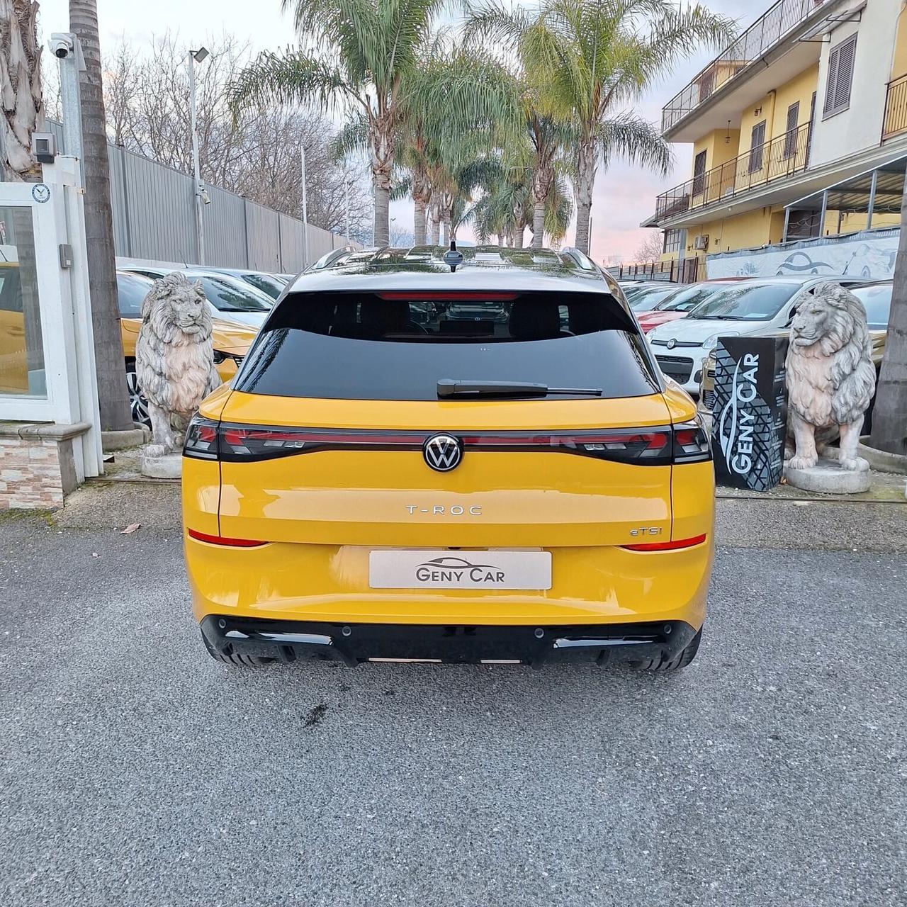 VOLKSWAGEN NEW T-ROC 1.5 eTSI R-LINE ACT 150CV DSG