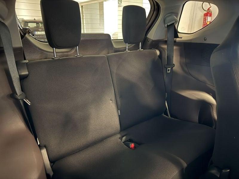 Toyota iQ iQ 1.0 cvt (multidrive)
