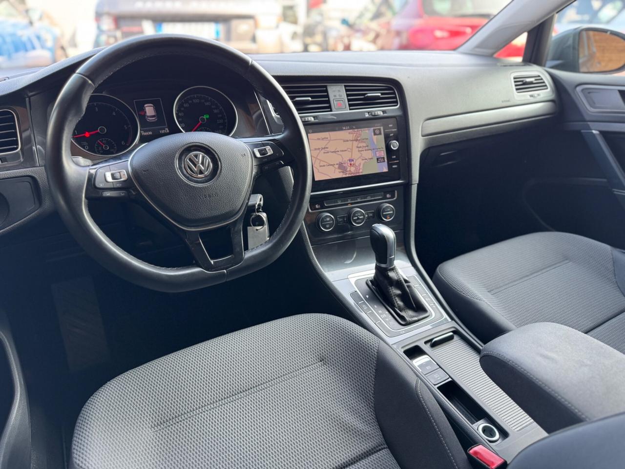 Volkswagen golf 1.6 TDI DsG DISTRIBUZIONE ESEGUITA