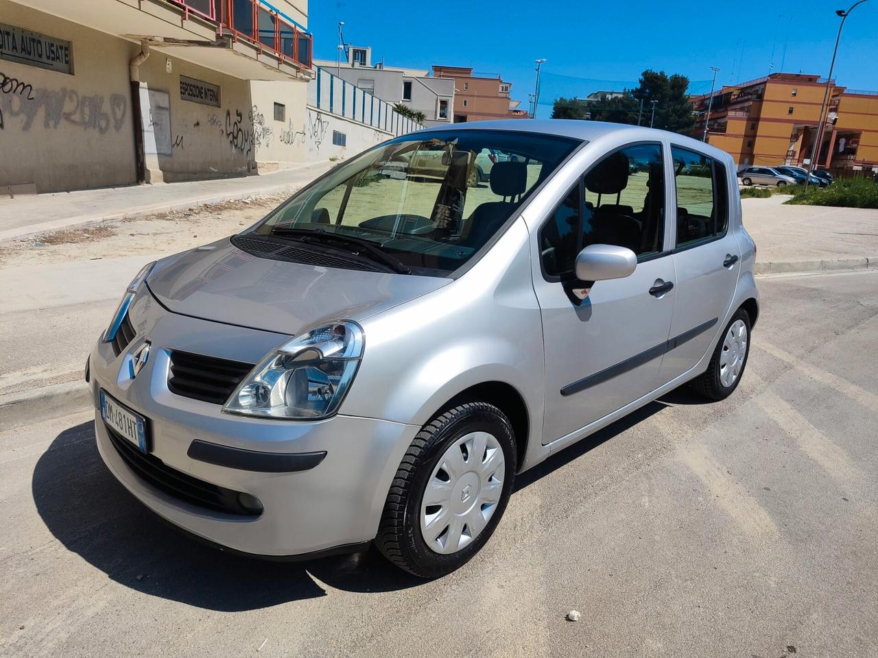 Renault Modus 1.2 Benz. 75CV (98000 KM)!