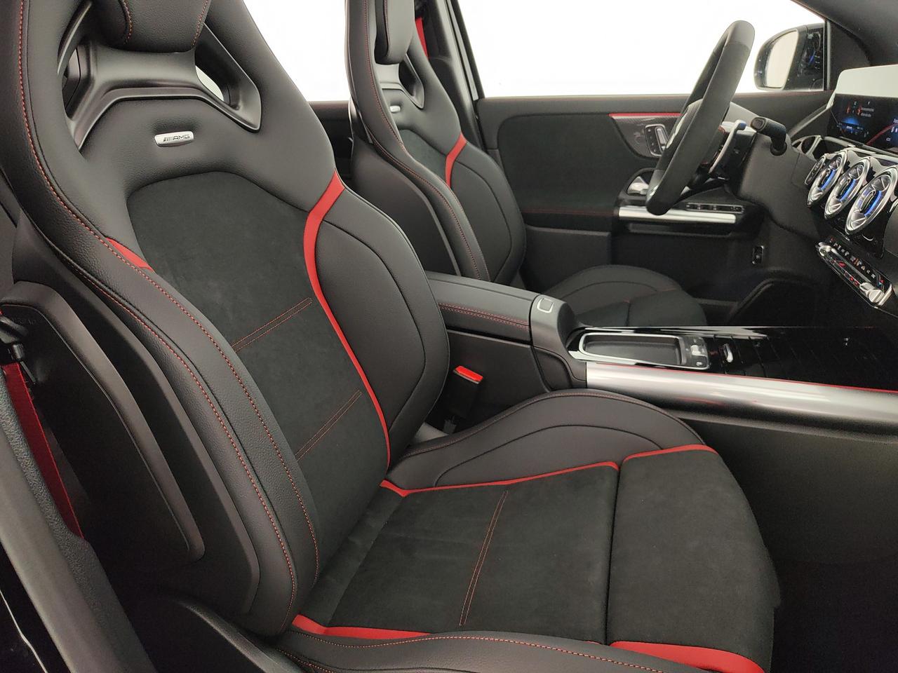 Mercedes-Benz Mercedes-AMG GLA 35 4MATIC