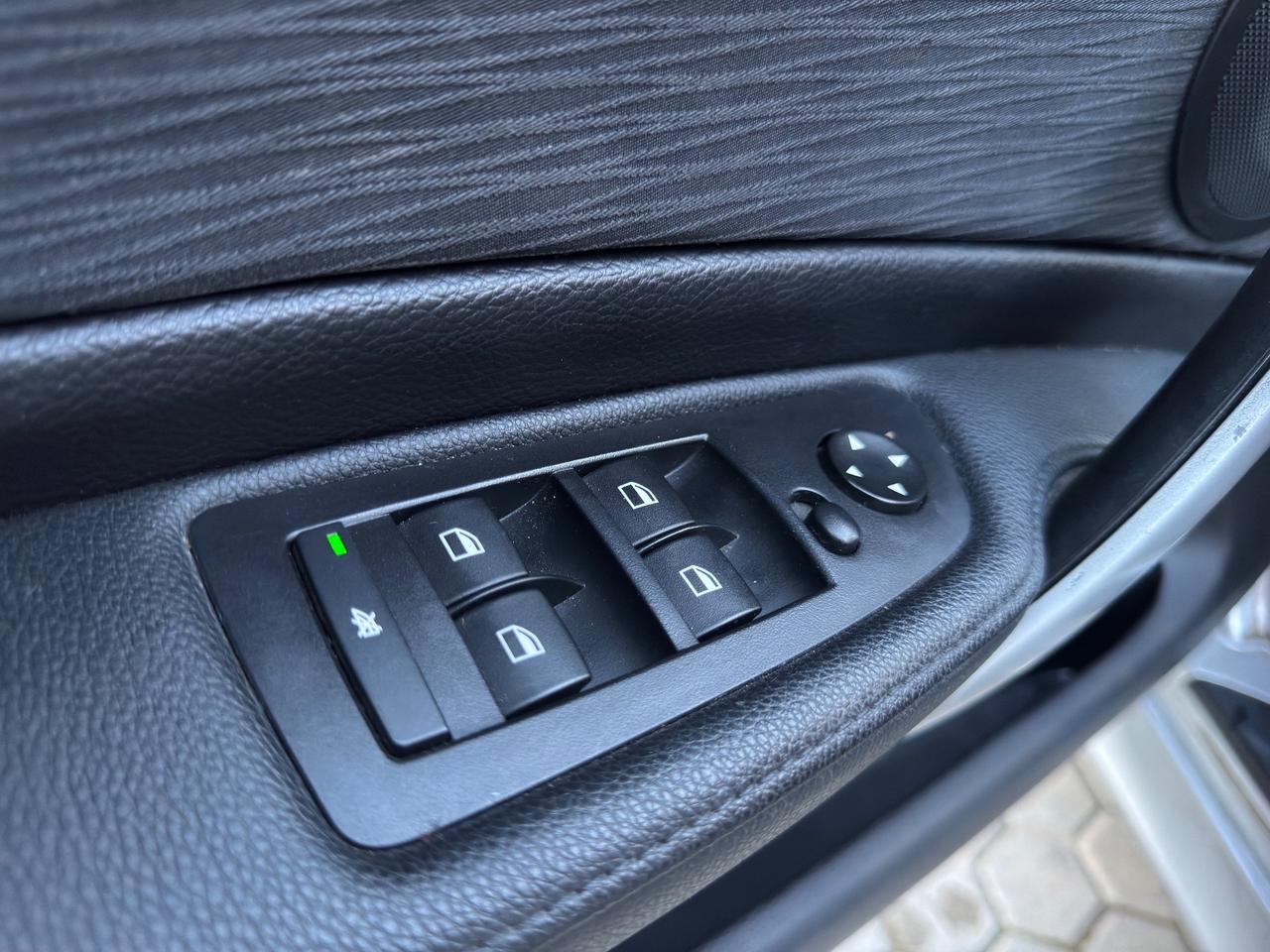 Bmw 116 116i cat 5 porte ADATTA A NEOPATENTATI