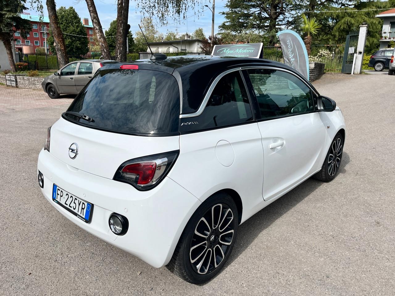 Opel Adam 1.2 70 CV