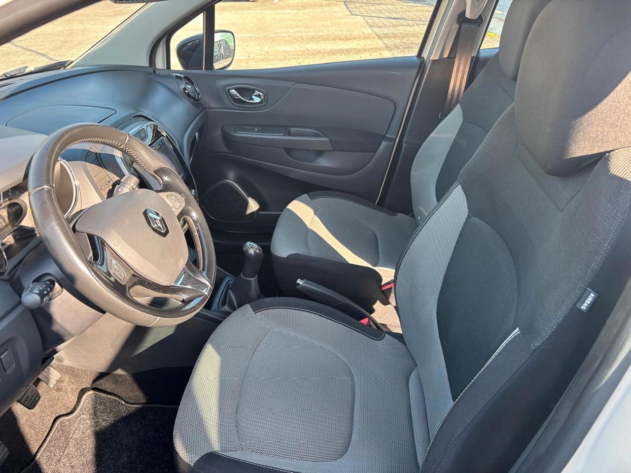 Renault Captur 900 TCe INTENS - 2015