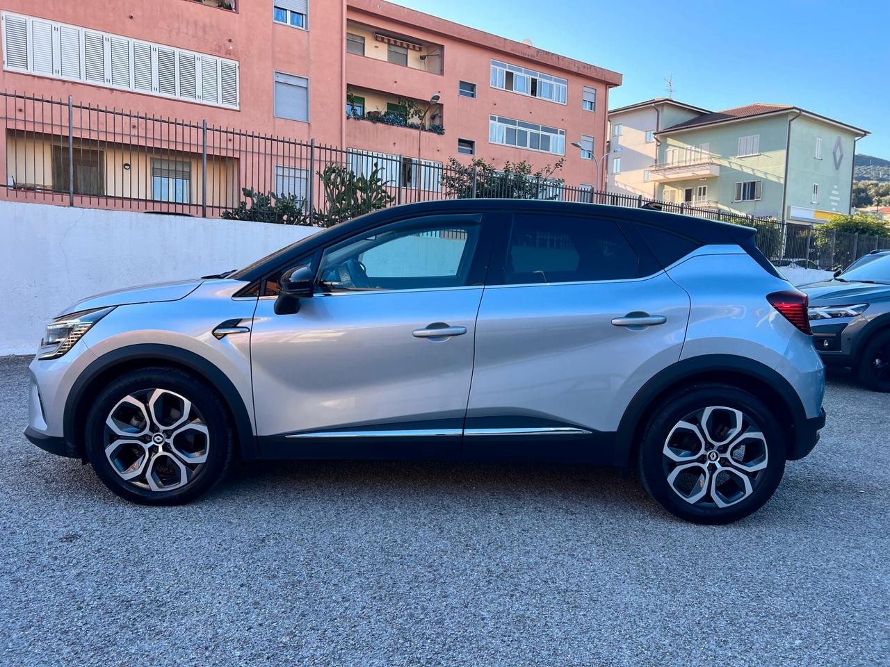 Renault Captur Full Hybrid E-Tech 145 CV Techno Fast Track