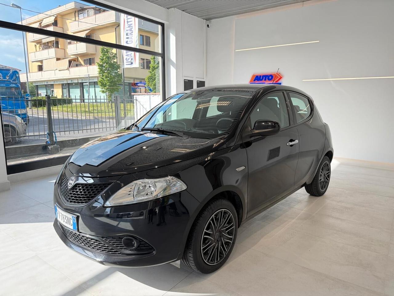 Lancia Ypsilon 1.2 Platinum " 40 MILA KM CERTIFICATI "