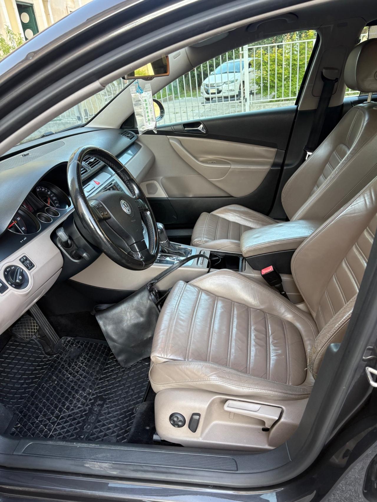 Volkswagen Passat 2.0 TDI DSG navi pelle