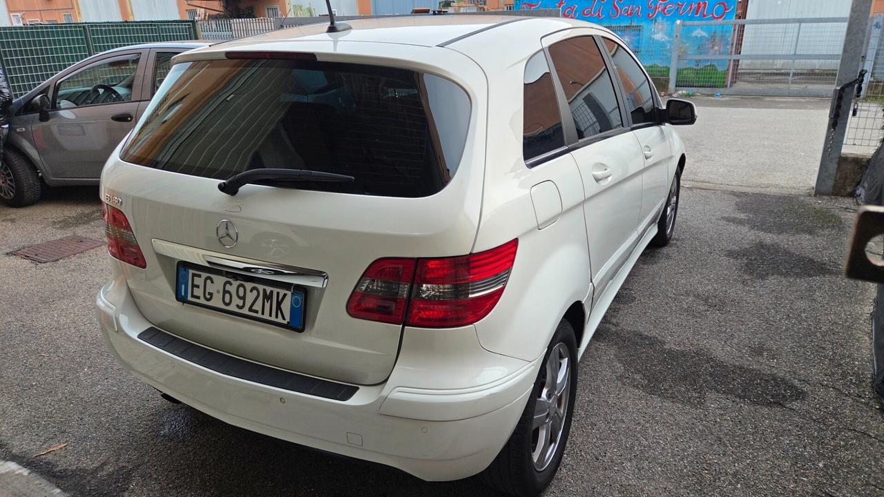 Mercedes-benz B 180 NGT BlueEFFICIENCY Executive unico proprietario