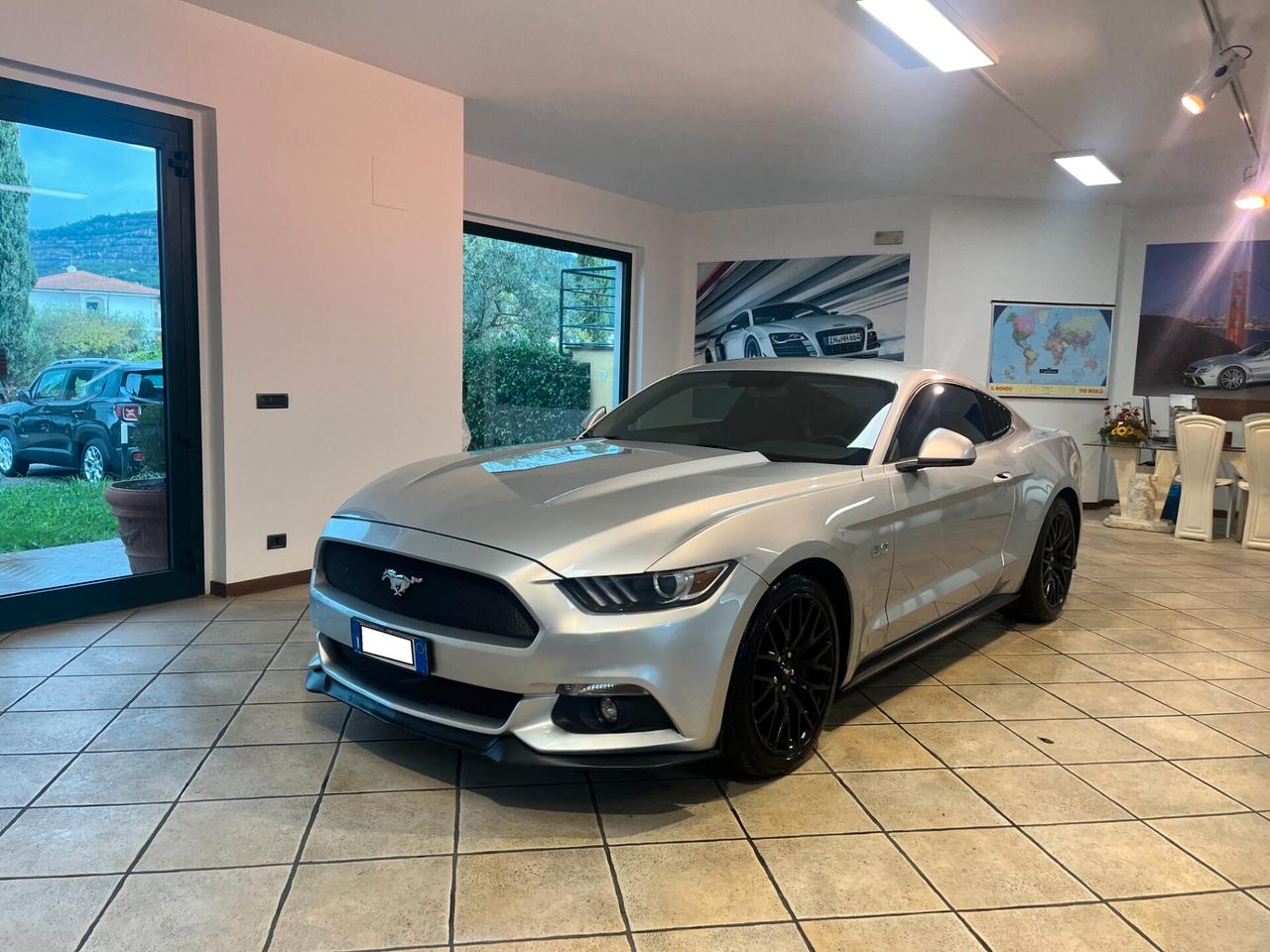 Ford Mustang Fastback 5.0 V8 TiVCT aut. GT