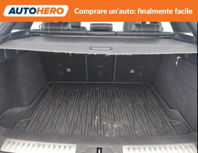 LAND ROVER Range Rover Velar 2.0D I4 240 CV R-Dynamic SE