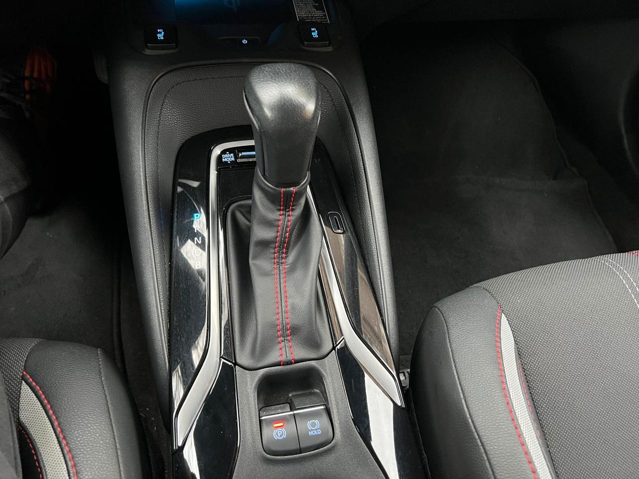 Toyota Corolla GR SPORT 1.8 Hybrid