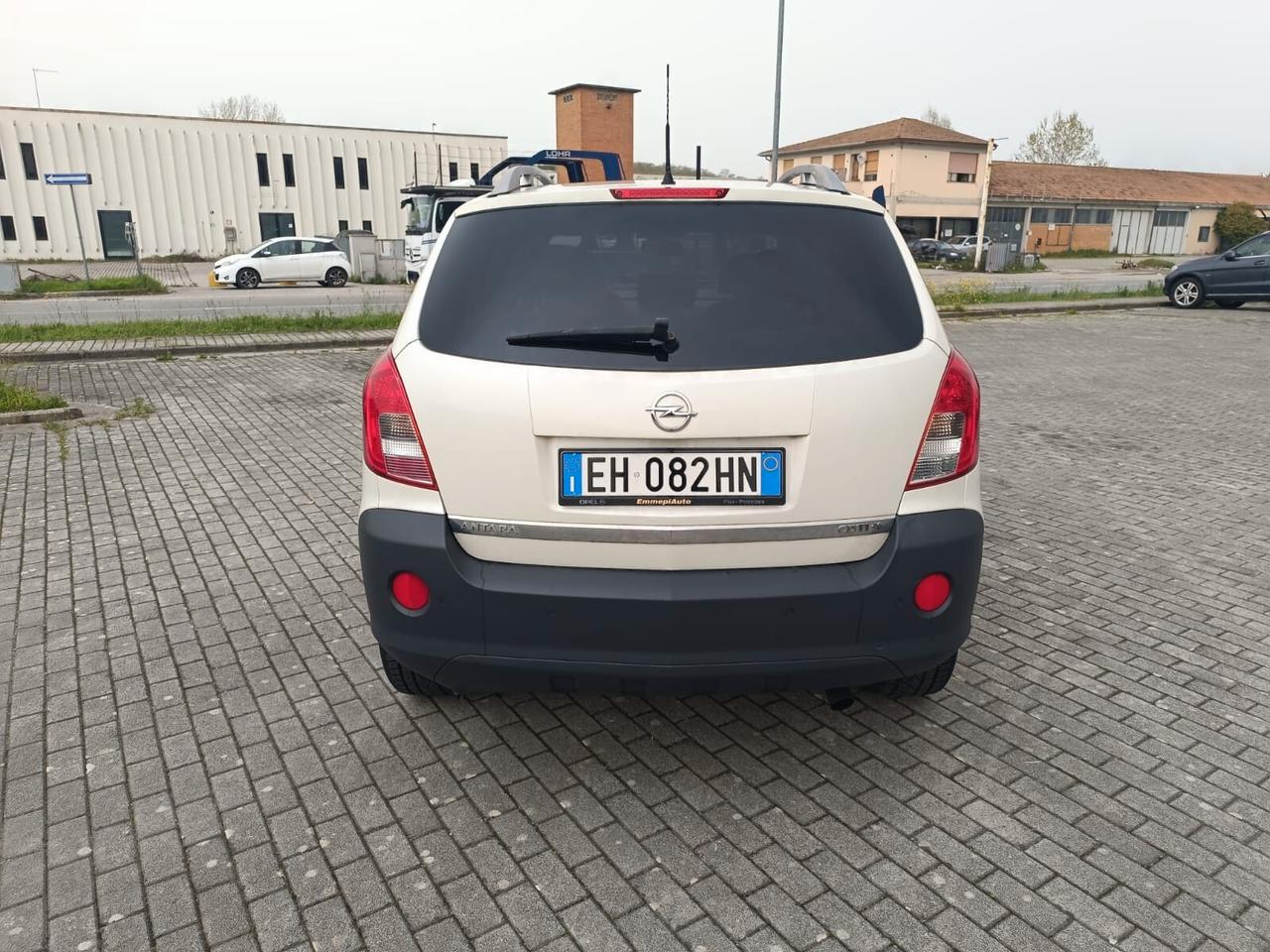 Opel Antara 2.2 CDTI 4X4 del 2012 SOLO 133.000 KM