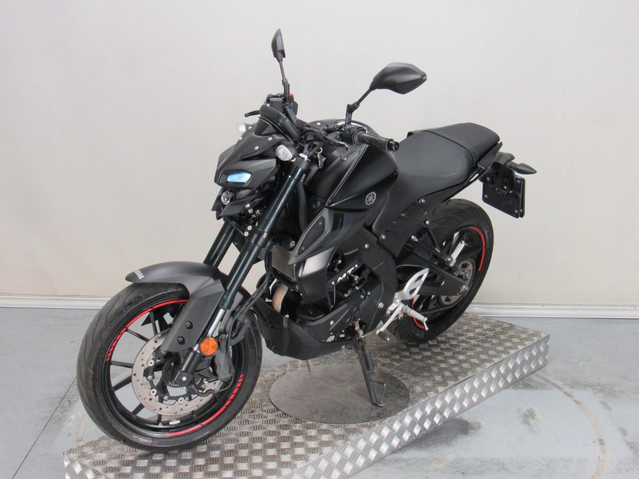 Yamaha MT-125 11 KW PATENTE A1/B