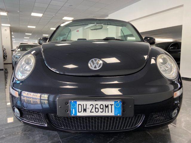 VOLKSWAGEN New Beetle 1.6 CA 3P. CABRIO + SED. RISCALDABILI + MP3