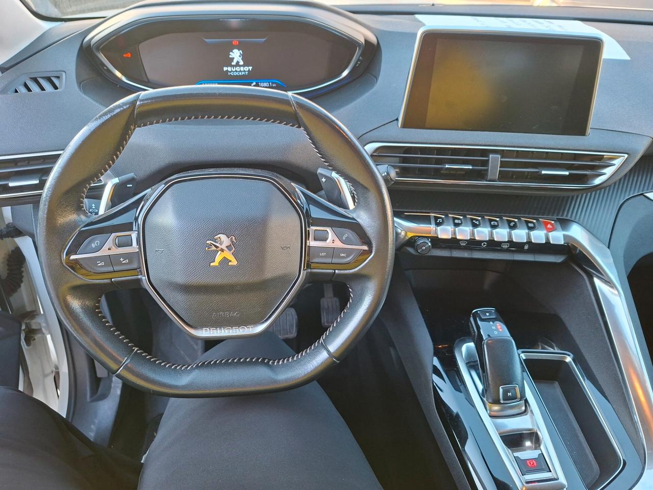 Peugeot 3008 BlueHDi 130 S&S EAT8 Business