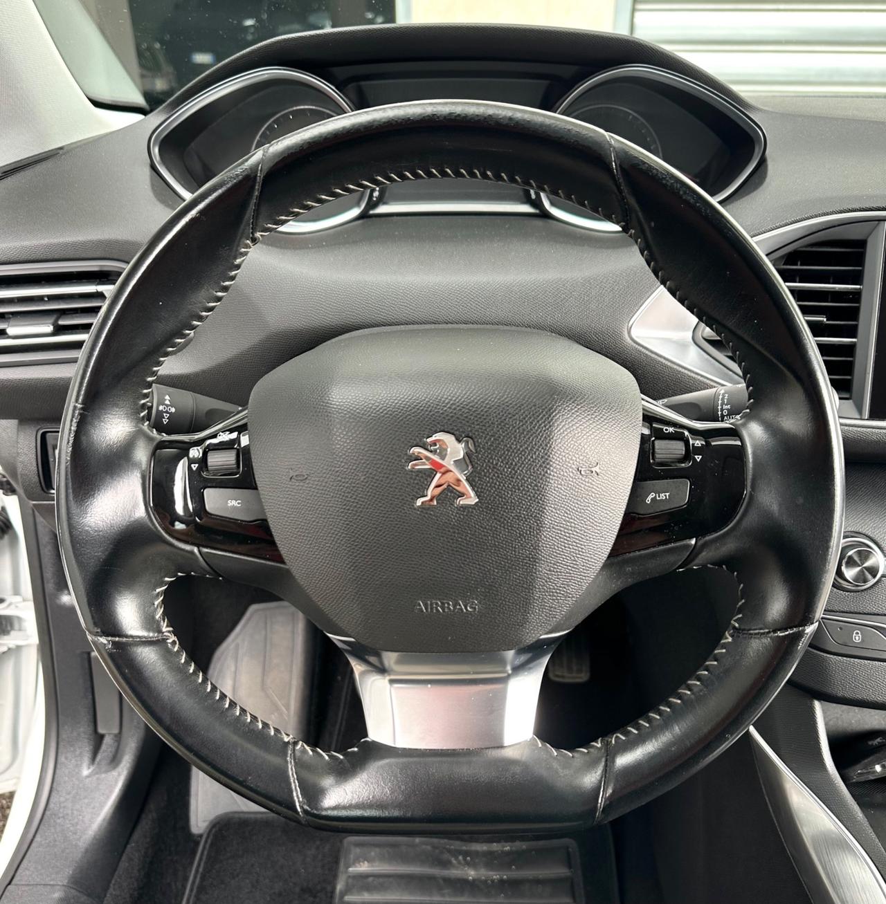 Peugeot 308 1.5 BlueHDi 130cv S&S Allure