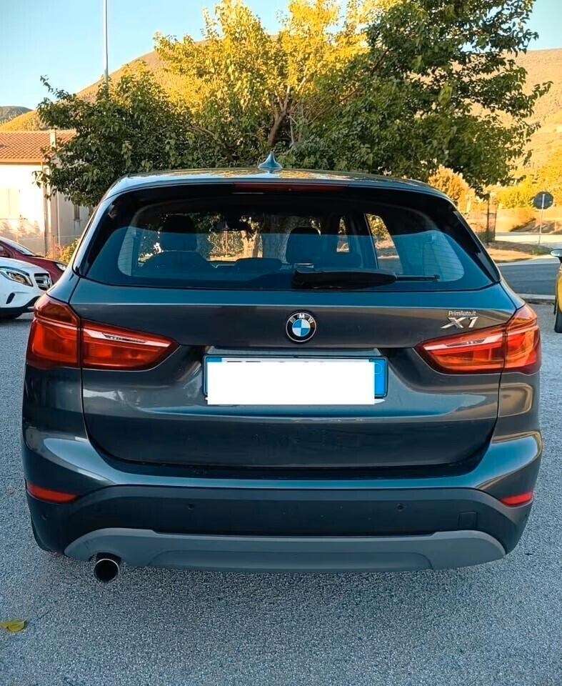 Bmw X1 xDrive18d Advantage LED 150cv 2 anni garanzia