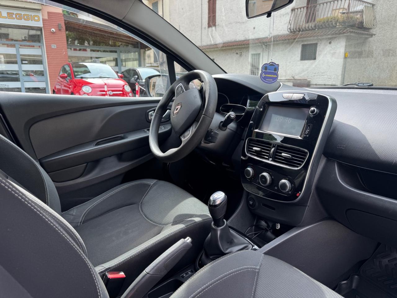Renault Clio dCi 8V 75 CV Start&Stop 5 porte Energy Duel