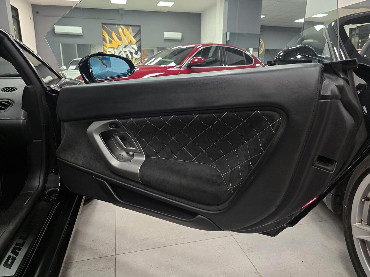 Lamborghini GALLARDO COUPE 5.2 V10 LP 560-4 E-GEAR FULL BLACK _ COMPLETAMENTE ORIGINALE _ ALCANTARA _ LIFT _ SERVICE BOOK _ CERCHI 19 CALLISTO