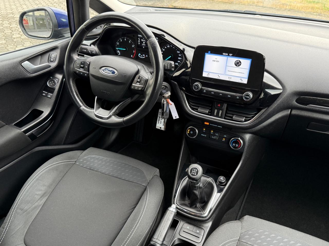 Ford Fiesta 1.1 b. - 5p. |NEOPATENTATI|CERCHI IN LEGA