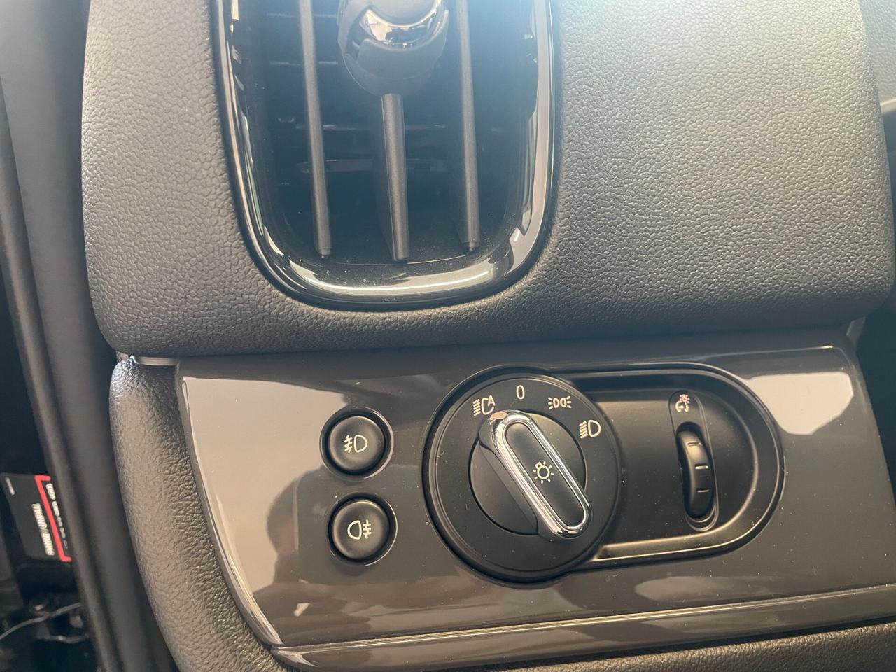 Mini 1.5 Cooper Countryman Automatica NEOPATENTATI