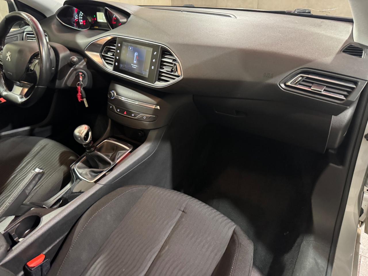 Peugeot 308 BlueHDi 120 S&S SW Business