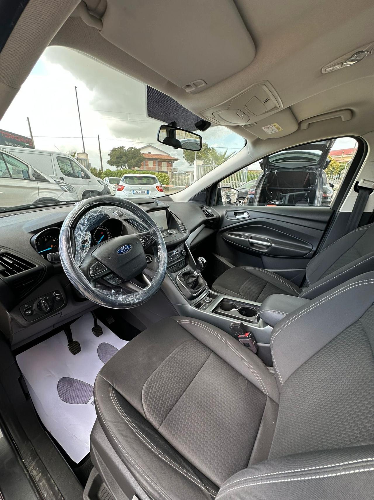 Ford Kuga 1.5 TDCI 120 CV S&S 2WD Business