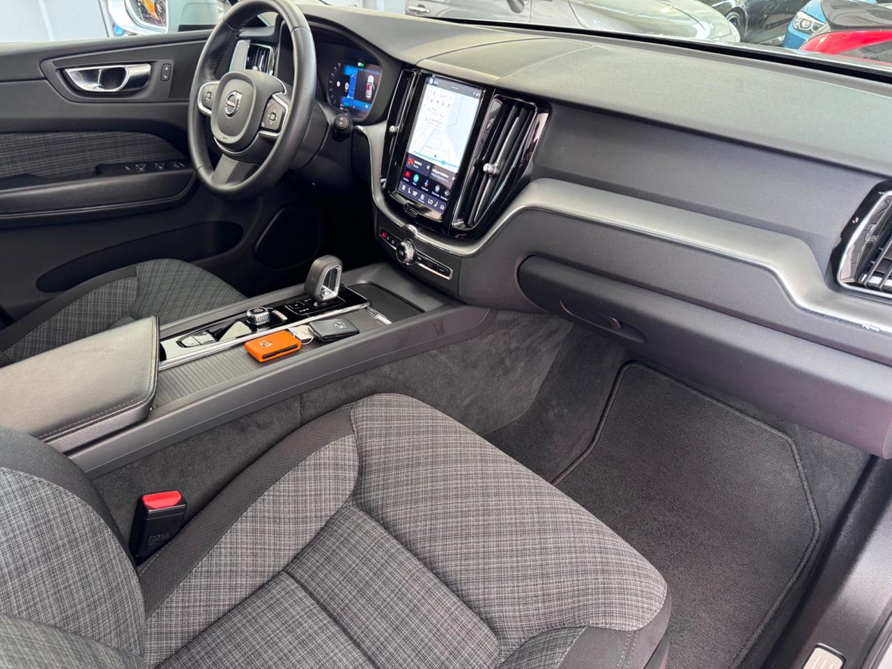 XC60 B4 (d) automatico Essential TAGLIANDI VOLVO