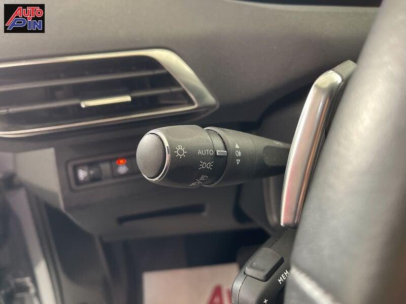 Peugeot 3008 BlueHDi 130 S&S EAT8 Allure