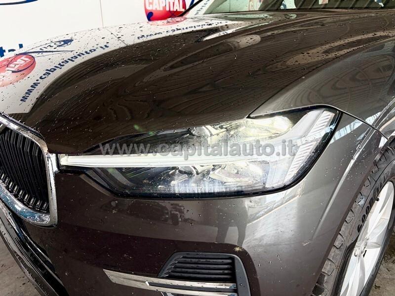 Volvo XC60 20 B4 AWD Geartronic NETTO 13500 MOTORE???