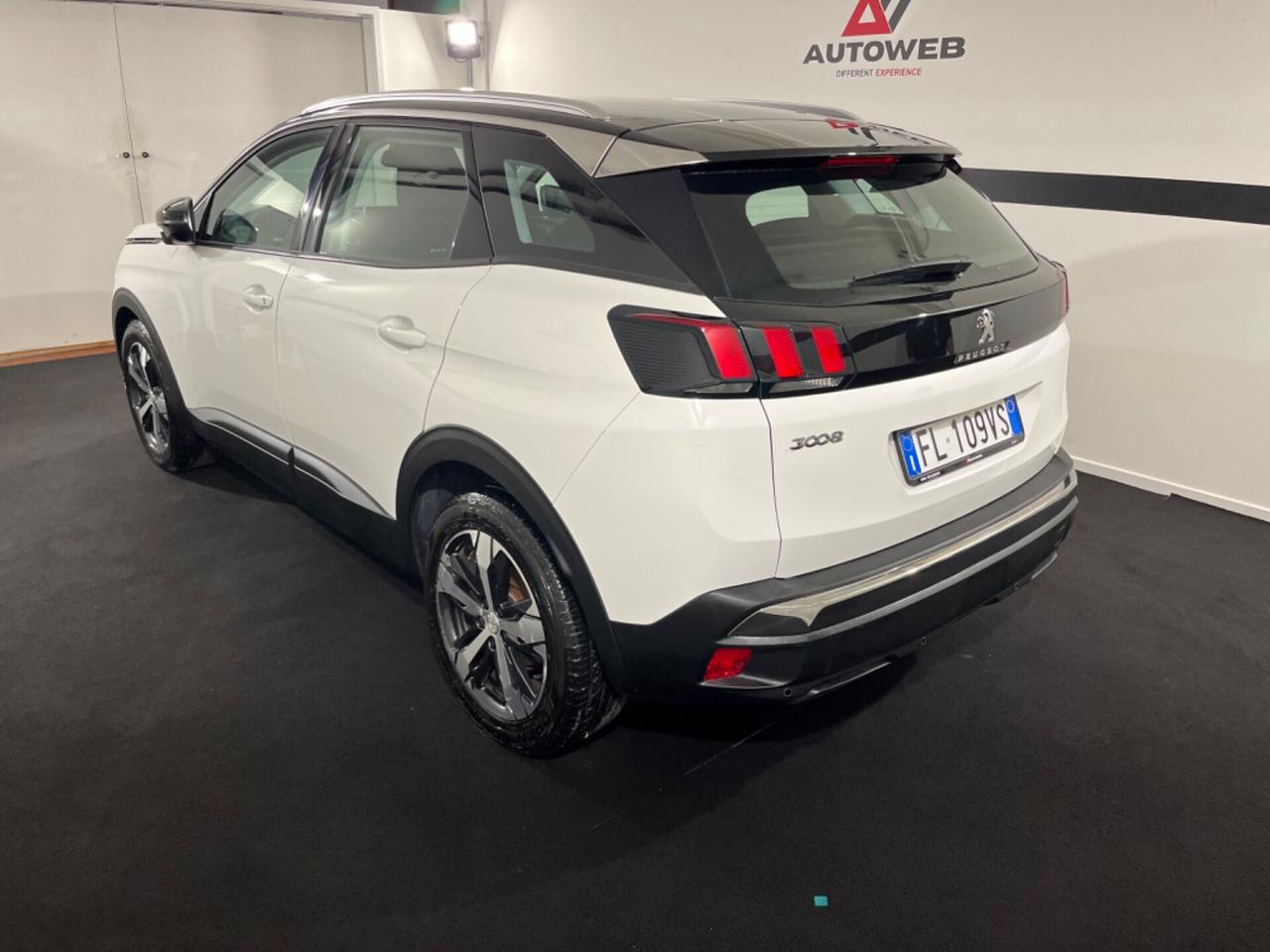 Peugeot 3008 BlueHDi 120 S&S Allure