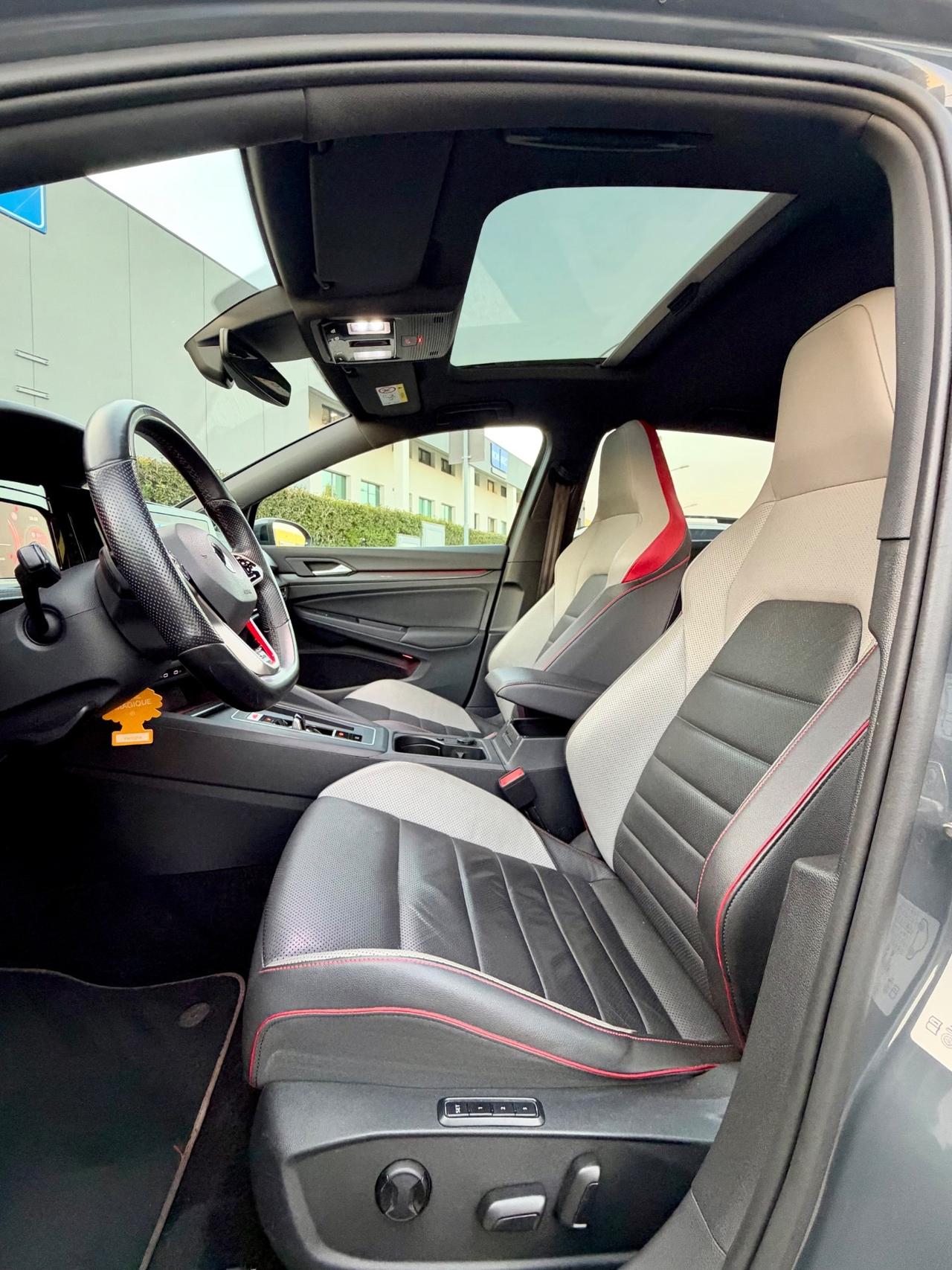 VOLKSWAGEN GOLF 8 2.0 TSI DSG GTI MK8