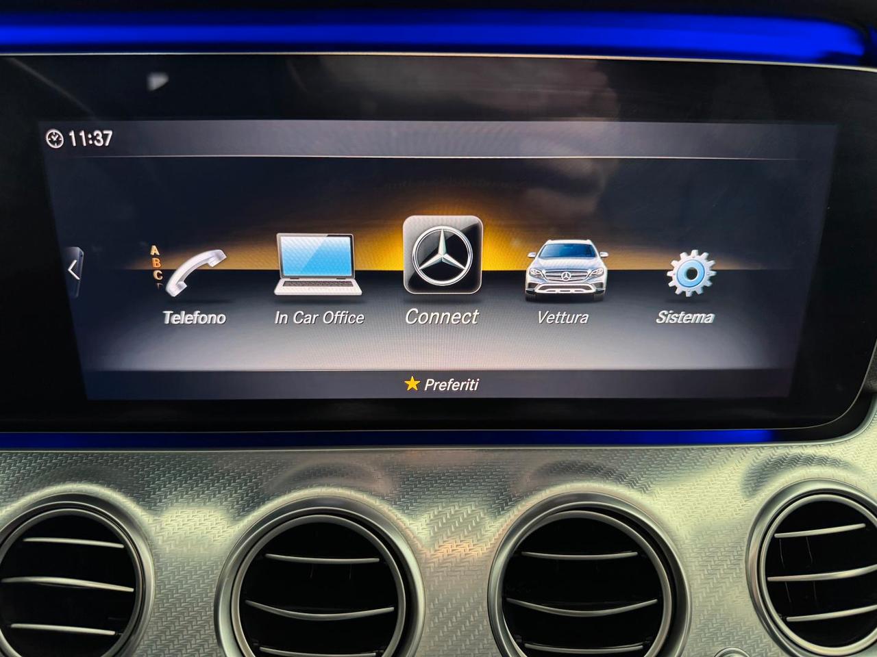 Mercedes E 220 D Premium Plus SW All-Terrain Head-Up Full