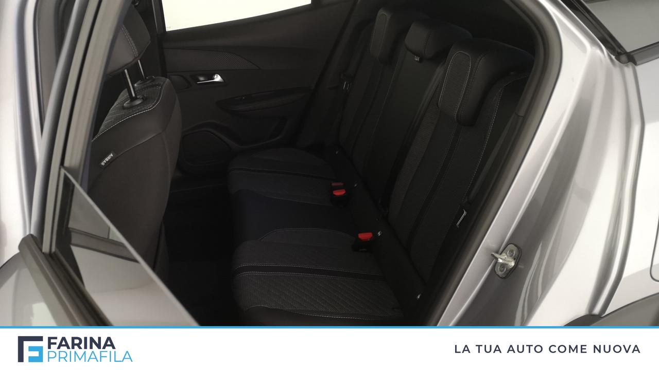 PEUGEOT 2008 1.2 hybrid Allure 136cv e-dcs6