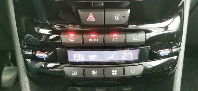 PEUGEOT 208 1° serie 1.2 VTi 82 CV 5 porte Active